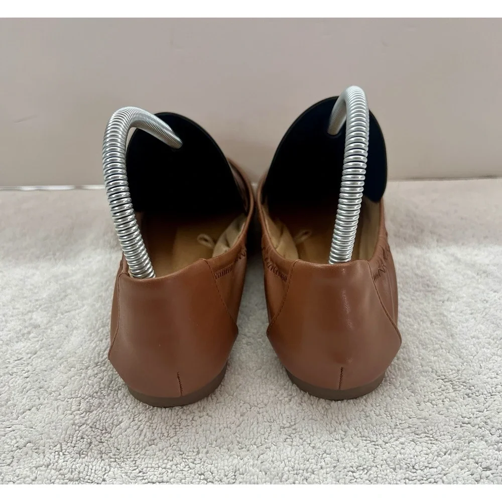 Time And Tru Ballet Flats Womens Size 7 Brown Tan‎ Memory Foam Slip On Shoes